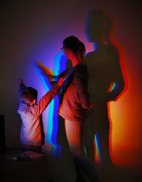 JEUX DE LUMIÈRES : © Espace Mendès France (Poitiers) 
