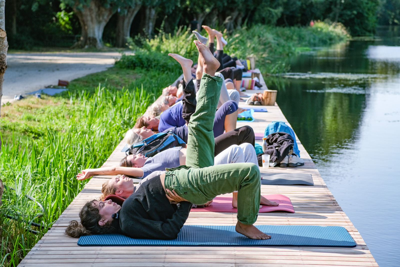 Yoga sur tapis et yoga sur chaise à la Tour-Chabot