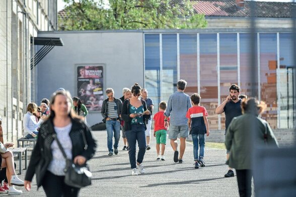 [IMAGE ALT] - Agrandir l'image, fenêtre modale